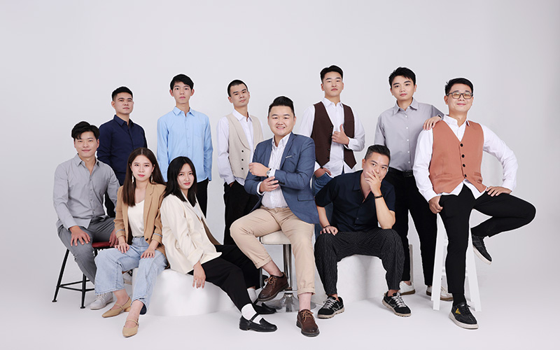 原創(chuàng)設(shè)計團(tuán)隊